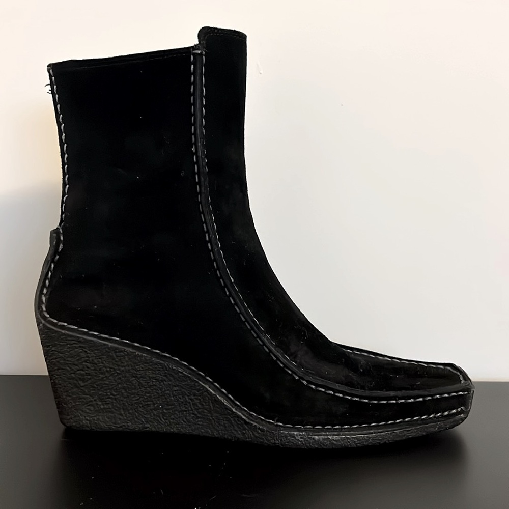 Pons Quintana Black Suede, Zip-Up Boots w/ Grey Contrast Stitching (#71571-6835)